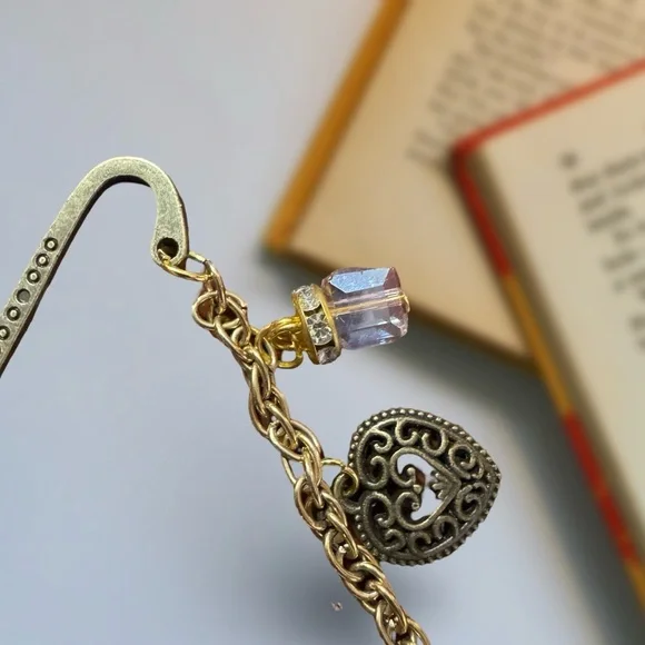 New Artisan Bookmark with Hearts and Key with AB Faceted Beads - Picture 2 of 5